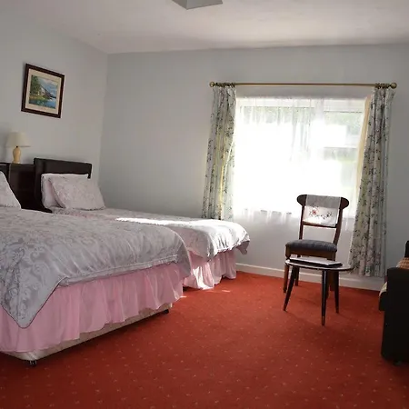 White Heather Farm 3*